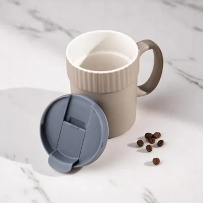 Buy Globe Ceramic Brown Mug with Plastic Lid in bulk for Corporate Gifting | Corporate Gyft