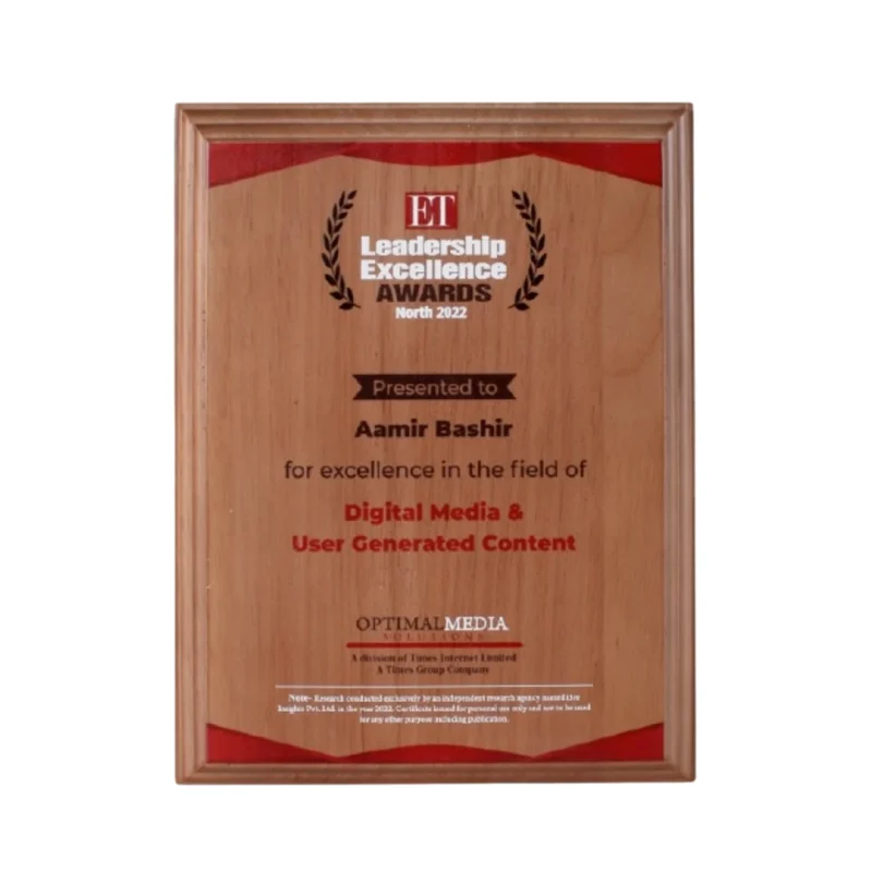 Buy Platform Reach Trophy - 137 in bulk for Corporate Gifting | Corporate Gyft