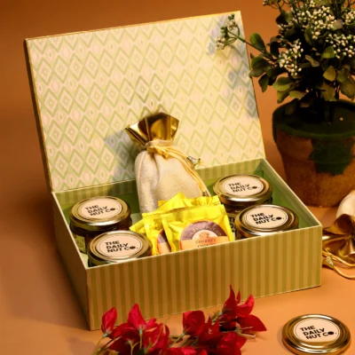 Buy Savory and Sweet Festive Snack Box in bulk for Corporate Gifting | Corporate Gyft