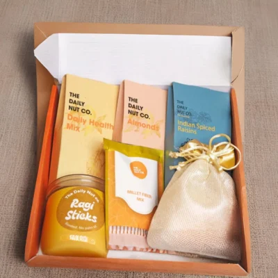 Buy Daily Essentials Gift Hamper in bulk for Corporate Gifting | Corporate Gyft