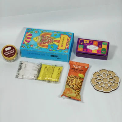 Buy Tyohaar Festive Snack Delight Gift Set in bulk for Corporate Gifting | Corporate Gyft