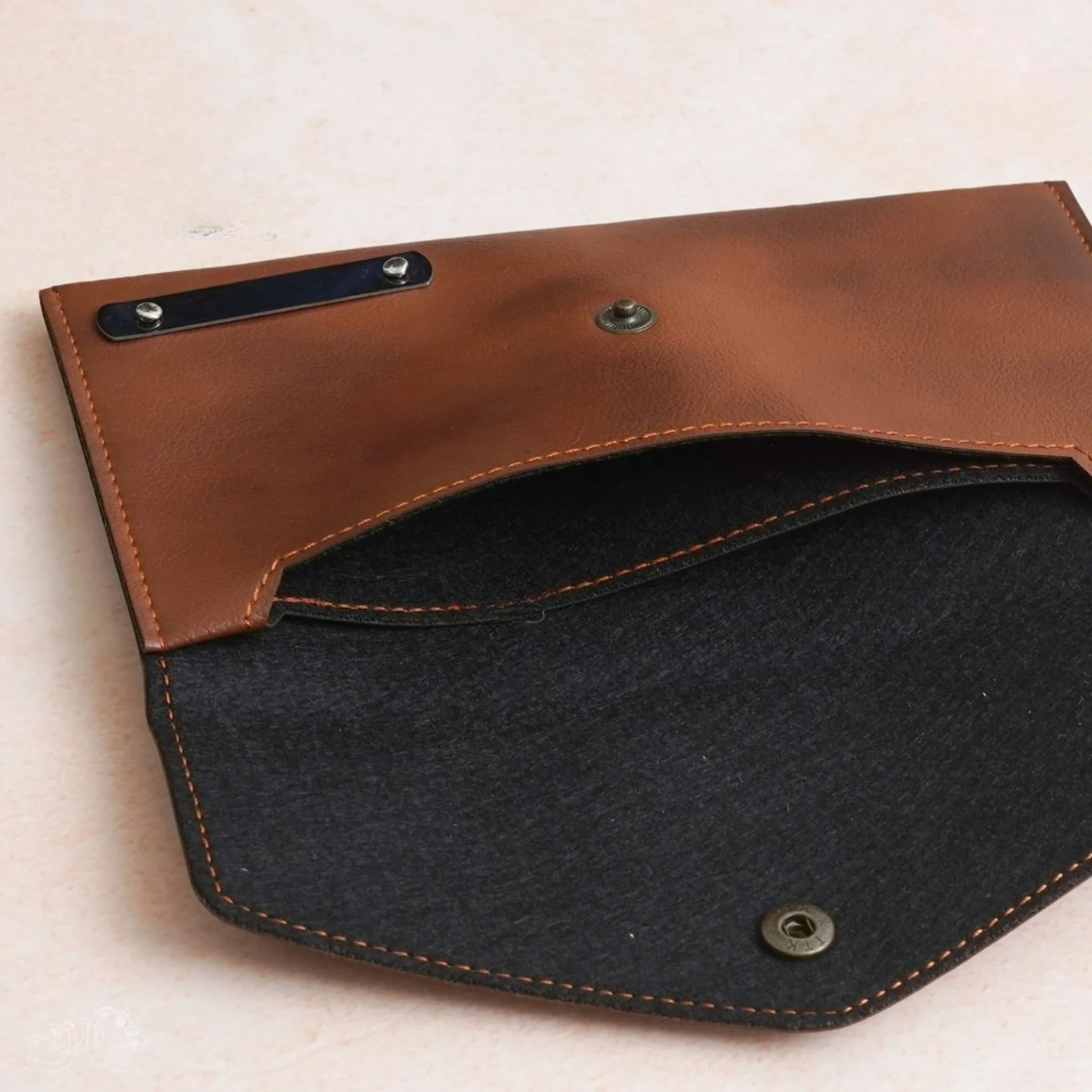 Vegan Leather Ladies Wallet Buy Vegan Leather Ladies Wallet in bulk for Corporate Gifting | Corporate Gyft