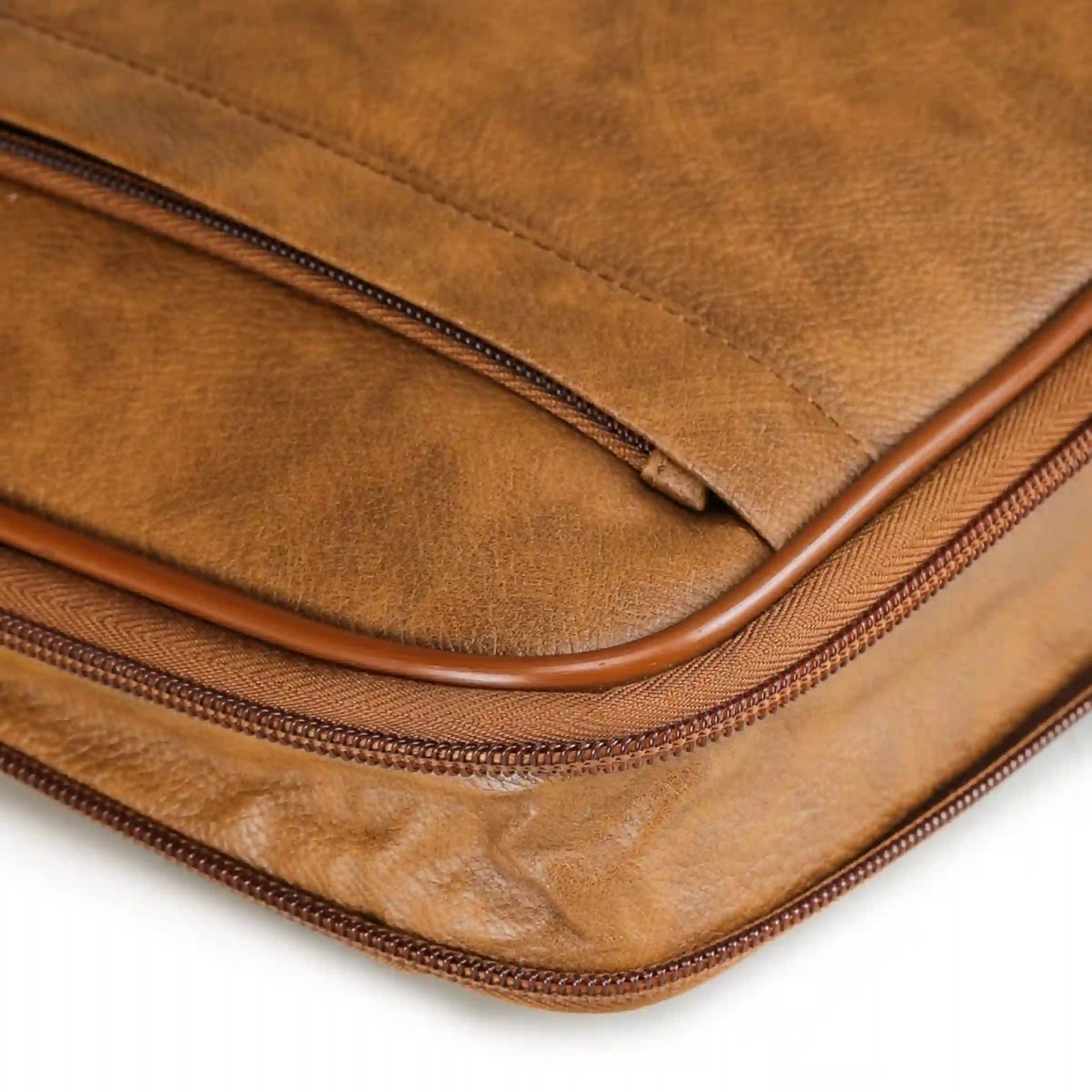Vintage Brown Laptop Messenger Buy Vintage Brown Laptop Messenger in bulk for Corporate Gifting | Corporate Gyft