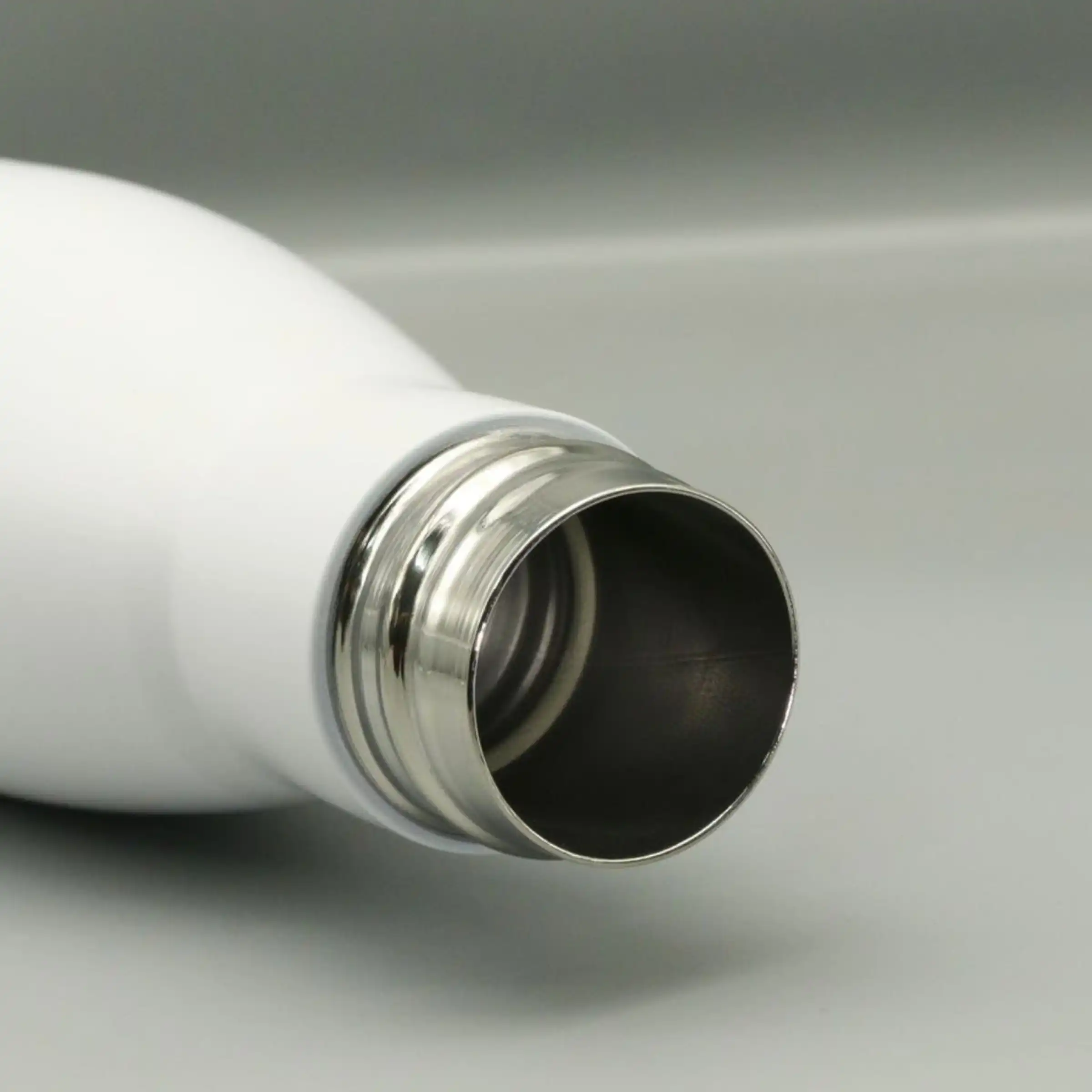 Puro Luxe Vacuum Bottle - White Buy Puro Luxe Vacuum Bottle - White in bulk for Corporate Gifting | Corporate Gyft