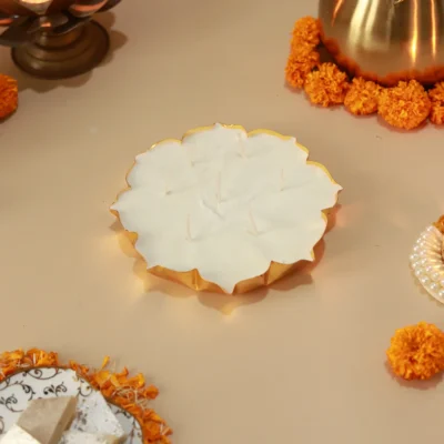 Buy Divine Lotus Pond Urli Candle in bulk for Corporate Gifting | Corporate Gyft
