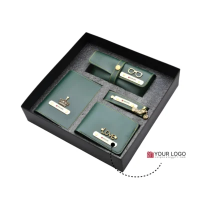 Buy Personalized Men’s Travel Accessory Gift Set - Dark Green in bulk for Corporate Gifting | Corporate Gyft