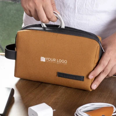 Buy Oxford Dopp Kit in bulk for Corporate Gifting | Corporate Gyft