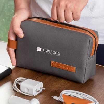 Buy Oxford Dopp Kit in bulk for Corporate Gifting | Corporate Gyft