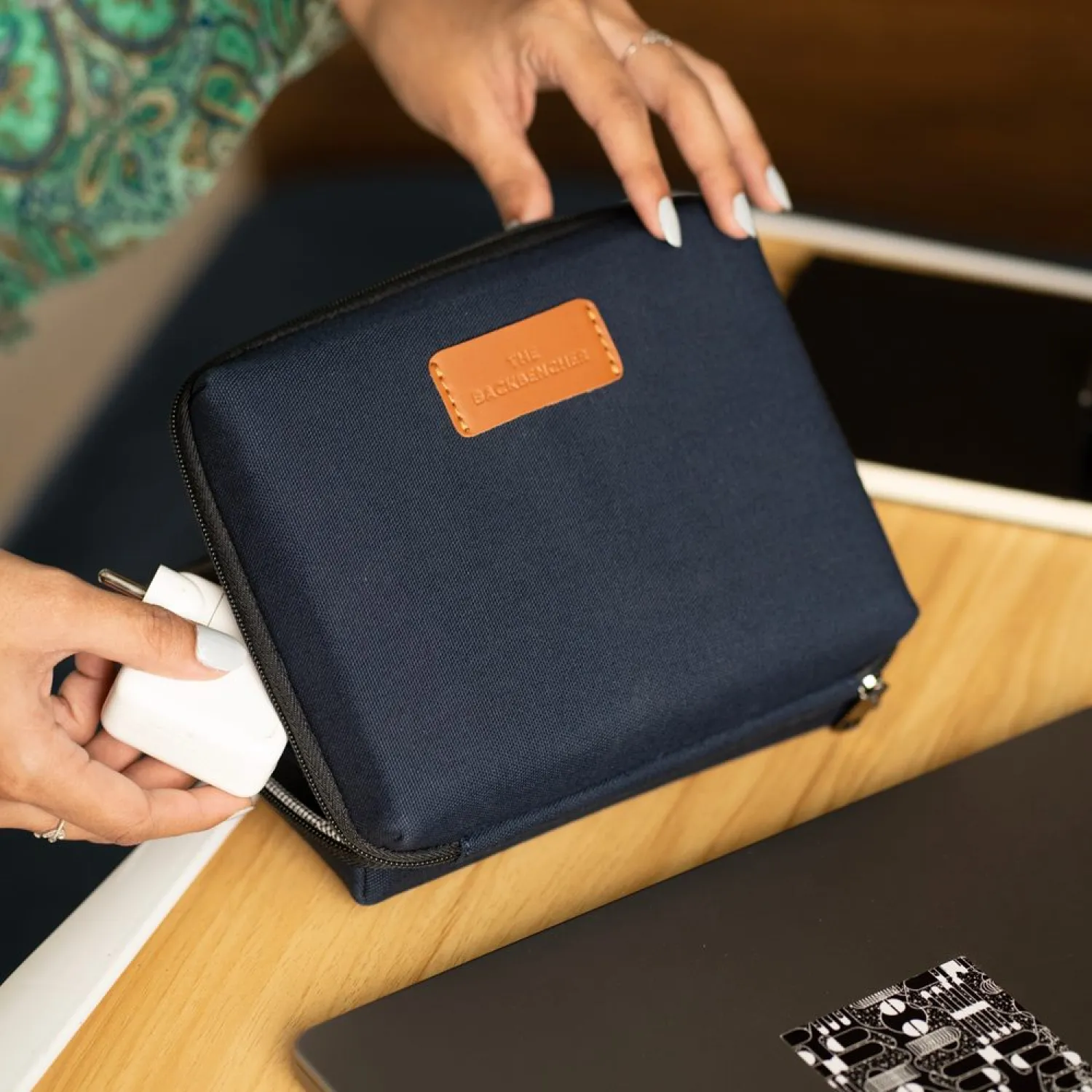 Allen All-in-One Tech Kit - Blue Buy Allen All-in-One Tech Kit - Blue in bulk for Corporate Gifting | Corporate Gyft