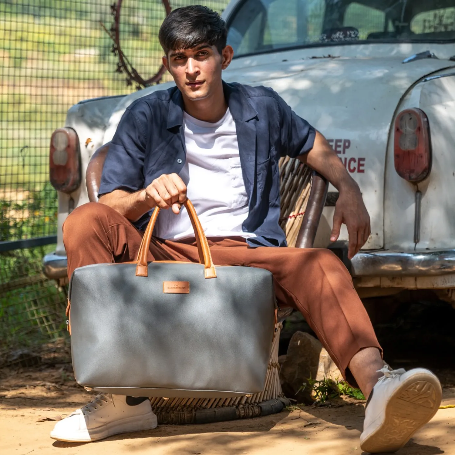Dominic Duffle Bag - Grey Buy Dominic Duffle Bag - Grey in bulk for Corporate Gifting | Corporate Gyft
