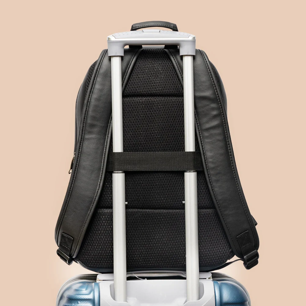 Zouk Statement Backpack Buy Zouk Statement Backpack in bulk for Corporate Gifting | Corporate Gyft