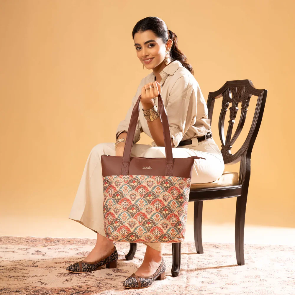 Zouk Mughal Art Tote Bag Buy Zouk Mughal Art Tote Bag in bulk for Corporate Gifting | Corporate Gyft