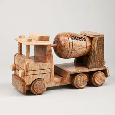 Buy Foundation Carrier Progress Sculpture in bulk for Corporate Gifting | Corporate Gyft