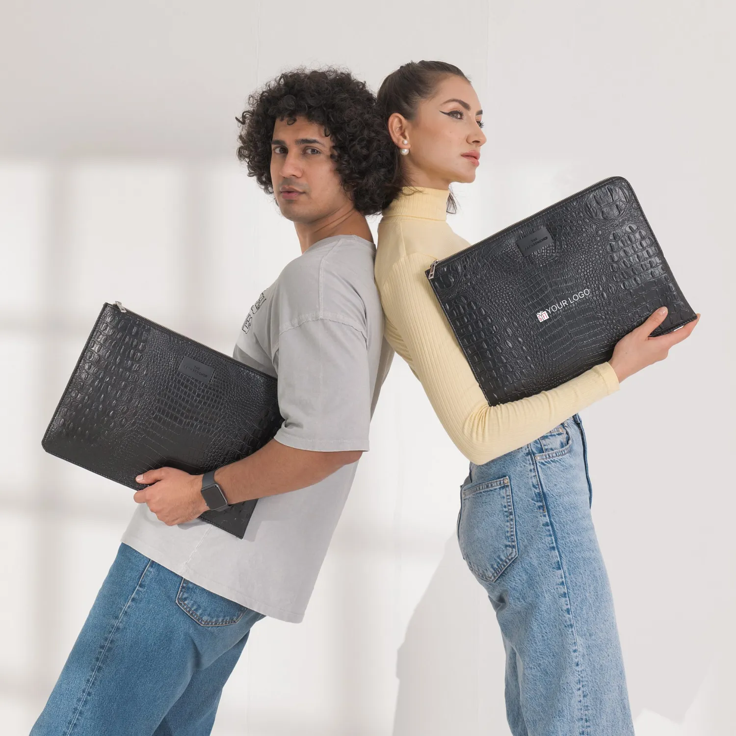 Chicago Executive Laptop Sleeve Buy Chicago Executive Laptop Sleeve in bulk for Corporate Gifting | Corporate Gyft