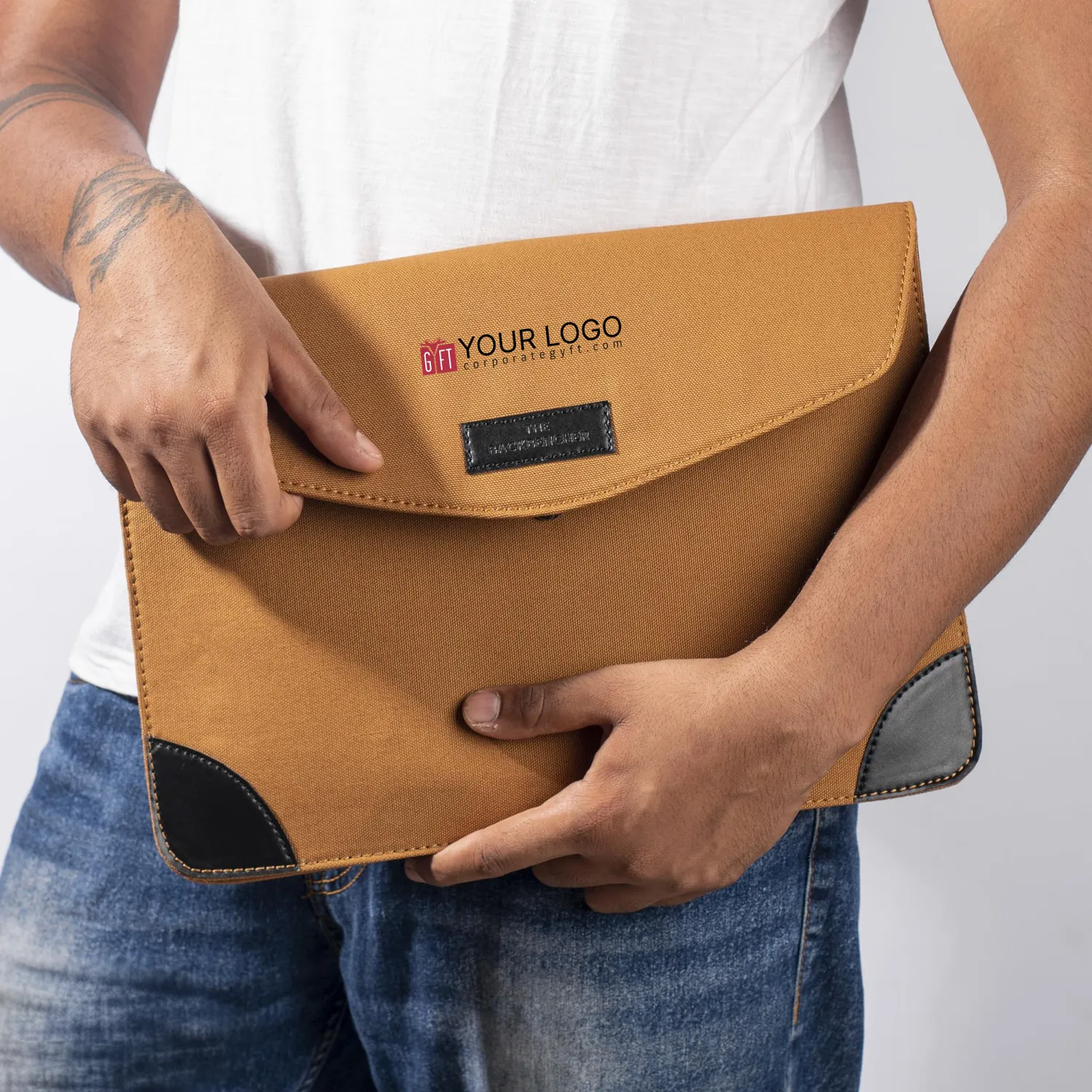 Retro Classic Laptop Sleeve Buy Retro Classic Laptop Sleeve in bulk for Corporate Gifting | Corporate Gyft