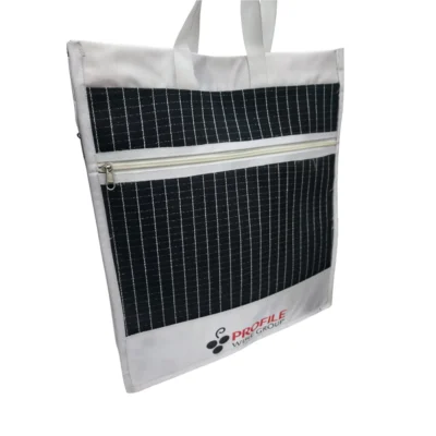 Buy Canvas Tote Bag with Zipper Pocket in bulk for Corporate Gifting | Corporate Gyft